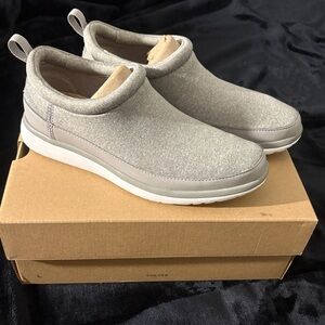 UGG Women's Riviera 1017009 W / PCL Slip-On Athletic Shoes in Light Gray&White